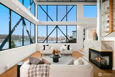 656 Howe Street, Seattle, WA 98109 - Photo 2