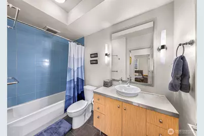 3104 Western Avenue #610, Seattle, WA 98121 - Photo 18