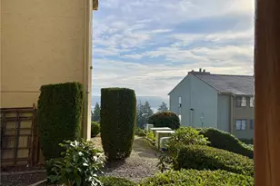 1765 W Sunn Fjord Ln, Bremerton, WA 98312 - Photo 4