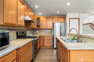 18312 104th St Ct E, Bonney Lake, WA 98391 - Photo 8