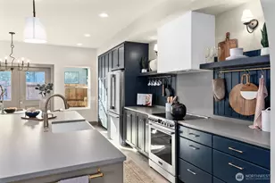 5033 25th Ave SW, Seattle, WA 98106 - Photo 4