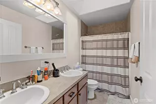 10705 176th Ave E, Bonney Lake, WA 98391 - Photo 24