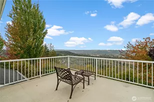 10705 176th Ave E, Bonney Lake, WA 98391 - Photo 22