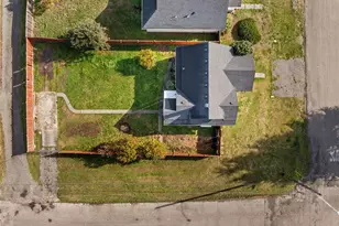 703 E 54th St, Tacoma, WA 98404 - Photo 36