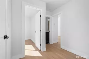 218 21st Ave E, Seattle, WA 98112 - Photo 24