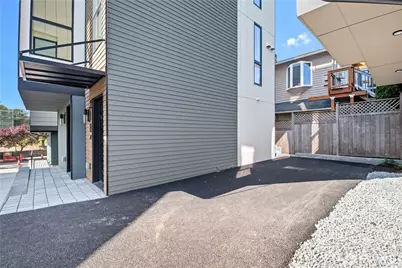 218 21st Avenue E, Seattle, WA 98112 - Photo 36