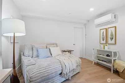 218 21st Avenue E, Seattle, WA 98112 - Photo 6