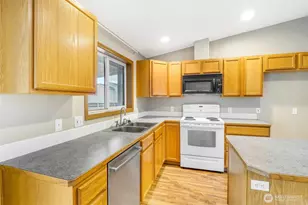 230 NE K St, Ephrata, WA 98823 - Photo 20