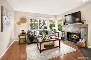 9210 Market Pl, Lake Stevens, WA 98258 - Photo 2