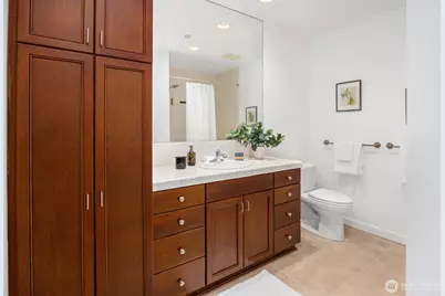 11004 NE 11th Street #407, Bellevue, WA 98004 - Photo 20