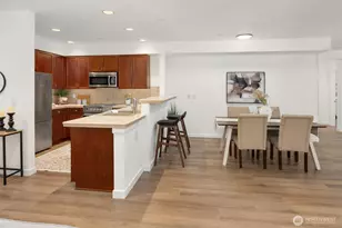 11004 NE 11th St, Bellevue, WA 98004 - Photo 4