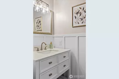 17312 Gravenstein Road, Bothell, WA 98012 - Photo 14