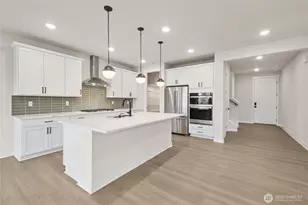 20319 Eagle Ln E, Bonney Lake, WA 98391 - Photo 14