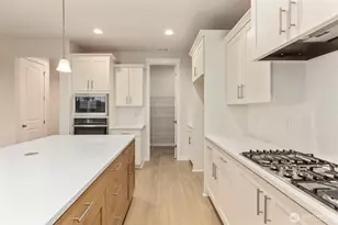 20402 150th St E, Bonney Lake, WA 98391 - Photo 12