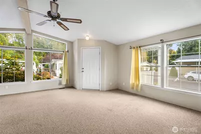 318 Peacock Lane, Kelso, WA 98626 - Photo 10