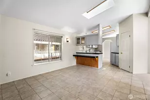 318 Peacock Ln, Kelso, WA 98626 - Photo 16