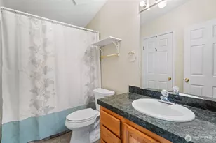 318 Peacock Ln, Kelso, WA 98626 - Photo 16