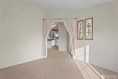 318 Peacock Lane, Kelso, WA 98626 - Photo 12