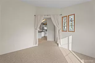 318 Peacock Ln, Kelso, WA 98626 - Photo 12