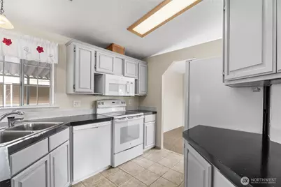 318 Peacock Lane, Kelso, WA 98626 - Photo 20