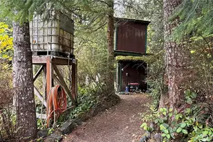 690 Naylor Creek Rd, Chimacum, WA 98325 - Photo 8