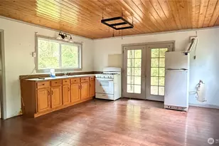 690 Naylor Creek Rd, Chimacum, WA 98325 - Photo 14