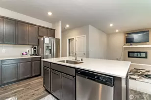 19825 152nd St Ct E, Bonney Lake, WA 98391 - Photo 10