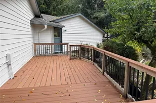 8505 NE 27th Pl, Clyde Hill, WA 98004 - Photo 34