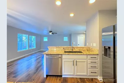 23515 SE 243rd Place, Maple Valley, WA 98038 - Photo 14