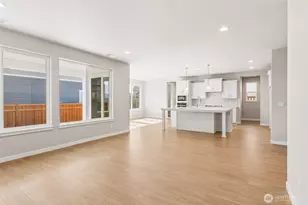 20322 146 St E, Bonney Lake, WA 98391 - Photo 2