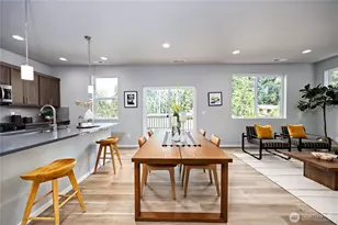 252 NE Shadowhawk Ln, Bremerton, WA 98311 - Photo 14