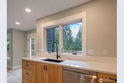 20698 Mainland View Lane NE, Suquamish, WA 98392 - Photo 14