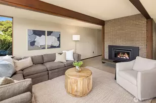 9501 NE 13th St, Clyde Hill, WA 98004 - Photo 34