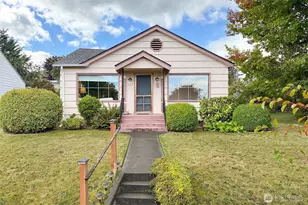 216 E 10th St, Port Angeles, WA 98362 - Photo 2