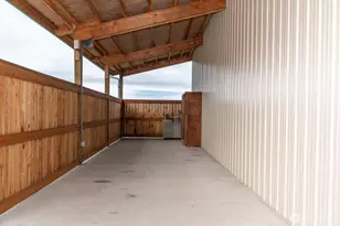 2808 W Edgewood Dr, Port Angeles, WA 98363 - Photo 32