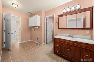 1509 Rainer St, Sumner, WA 98390 - Photo 12