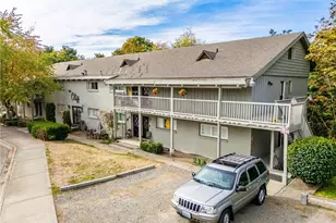 21833 7th Ave S, Des Moines, WA 98198 - Photo 2