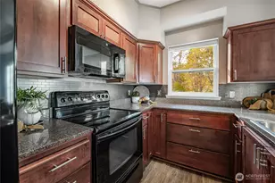 251 W Bakerview Rd, Bellingham, WA 98226 - Photo 24