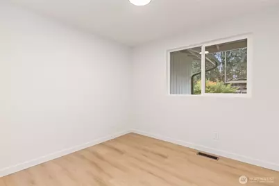 6215 189th Avenue Ct E, Lake Tapps, WA 98391 - Photo 18