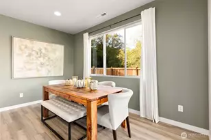 318 NE Shadowhawk Ln, Bremerton, WA 98311 - Photo 14