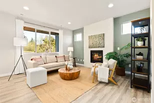 318 NE Shadowhawk Ln, Bremerton, WA 98311 - Photo 10