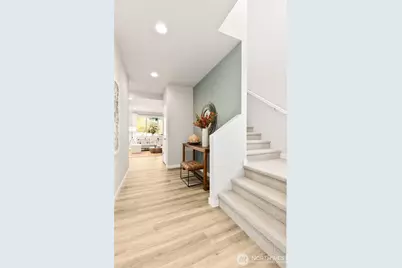 318 NE Shadowhawk Lane, Bremerton, WA 98311 - Photo 6