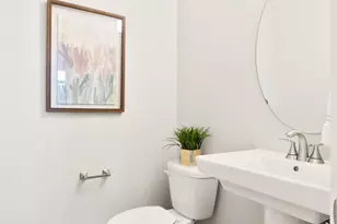 318 NE Shadowhawk Ln, Bremerton, WA 98311 - Photo 8