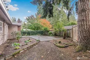 1126 NE 197th Ct, Shoreline, WA 98155 - Photo 22