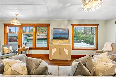 805 Cherry Avenue, Sumner, WA 98390 - Photo 8