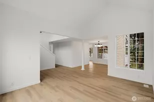 8703 NE 144th Ct, Kirkland, WA 98034 - Photo 4