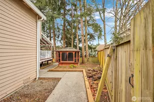 8703 NE 144th Ct, Kirkland, WA 98034 - Photo 40