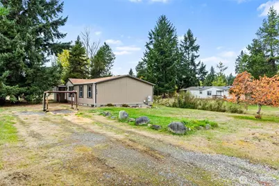 8439 Pepperidge Lane SE, Yelm, WA 98597 - Photo 2