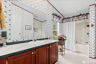 8439 Pepperidge Ln SE, Yelm, WA 98597 - Photo 14