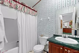 8439 Pepperidge Ln SE, Yelm, WA 98597 - Photo 16